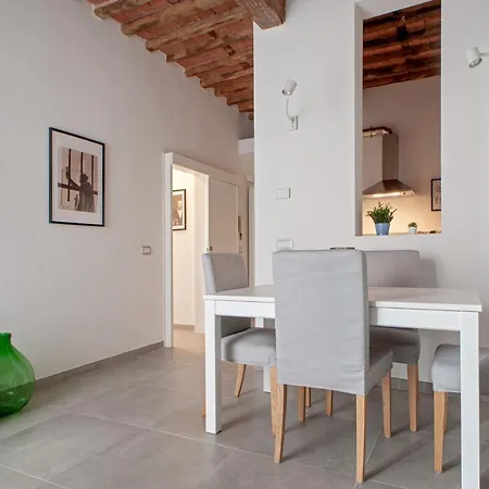 Apartment Art&living Pietrasanta