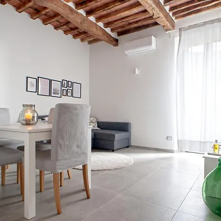 Apartment Art&living Pietrasanta